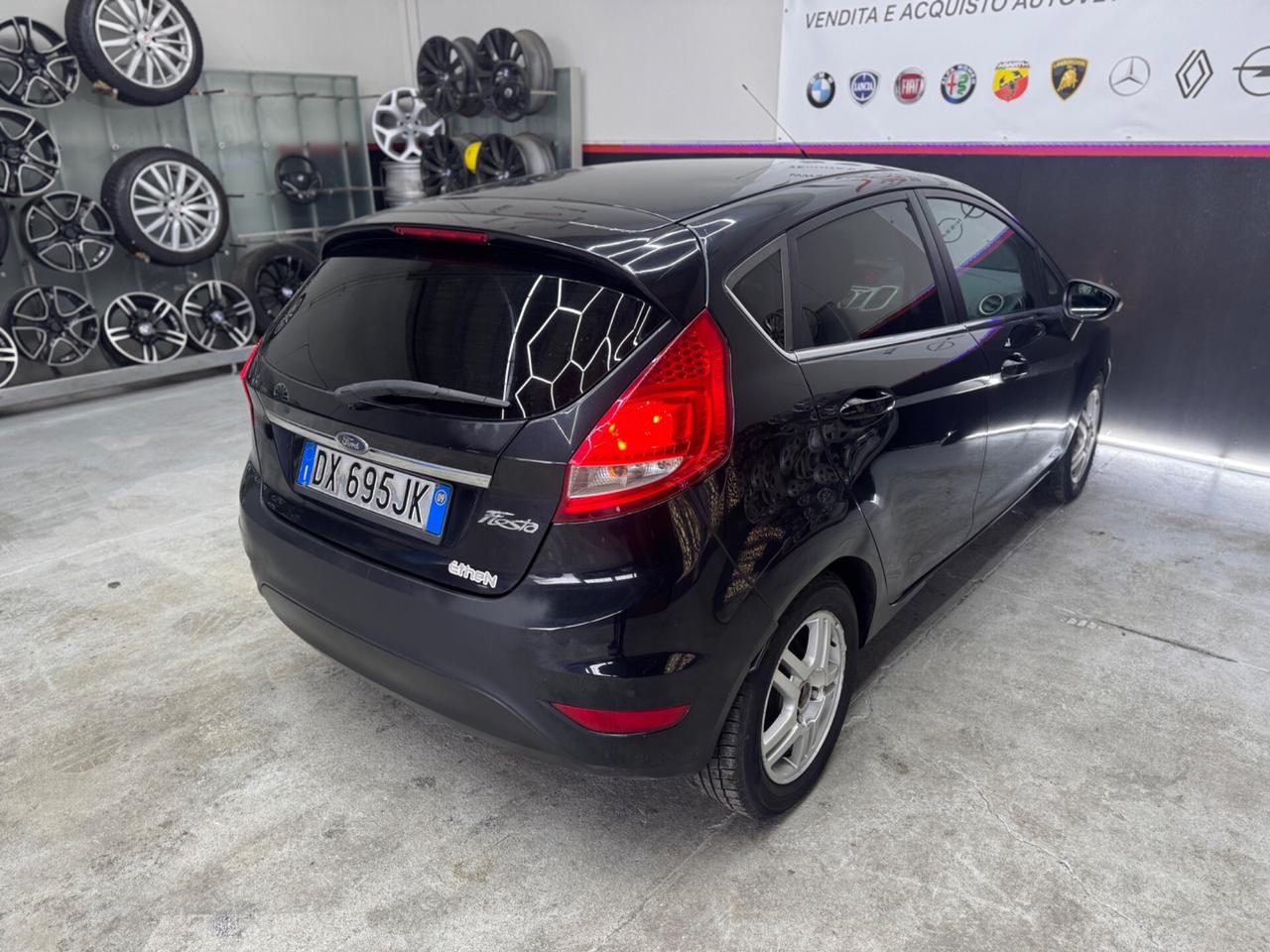 Ford Fiesta 1.4 Benzi. GPL 5Porte ADATTA NEOPATENTATI