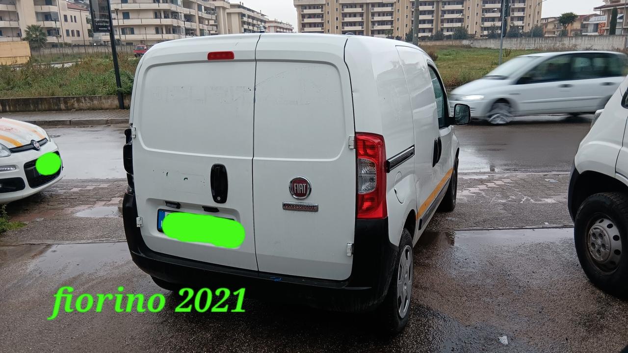 Fiat Fiorino incidentata sinistrata mondialcars 021