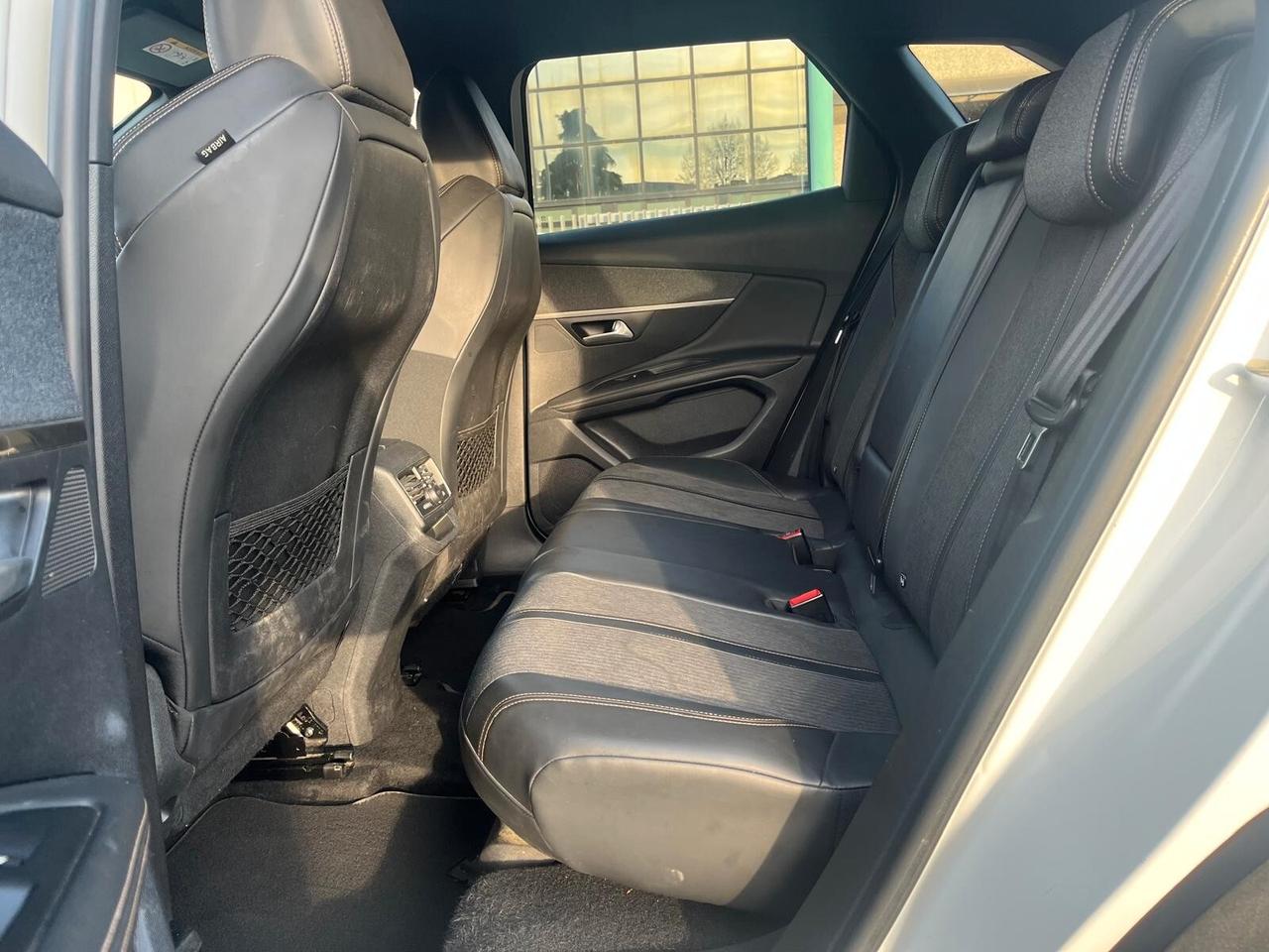 Peugeot 3008 BlueHDi 130 S&S Allure