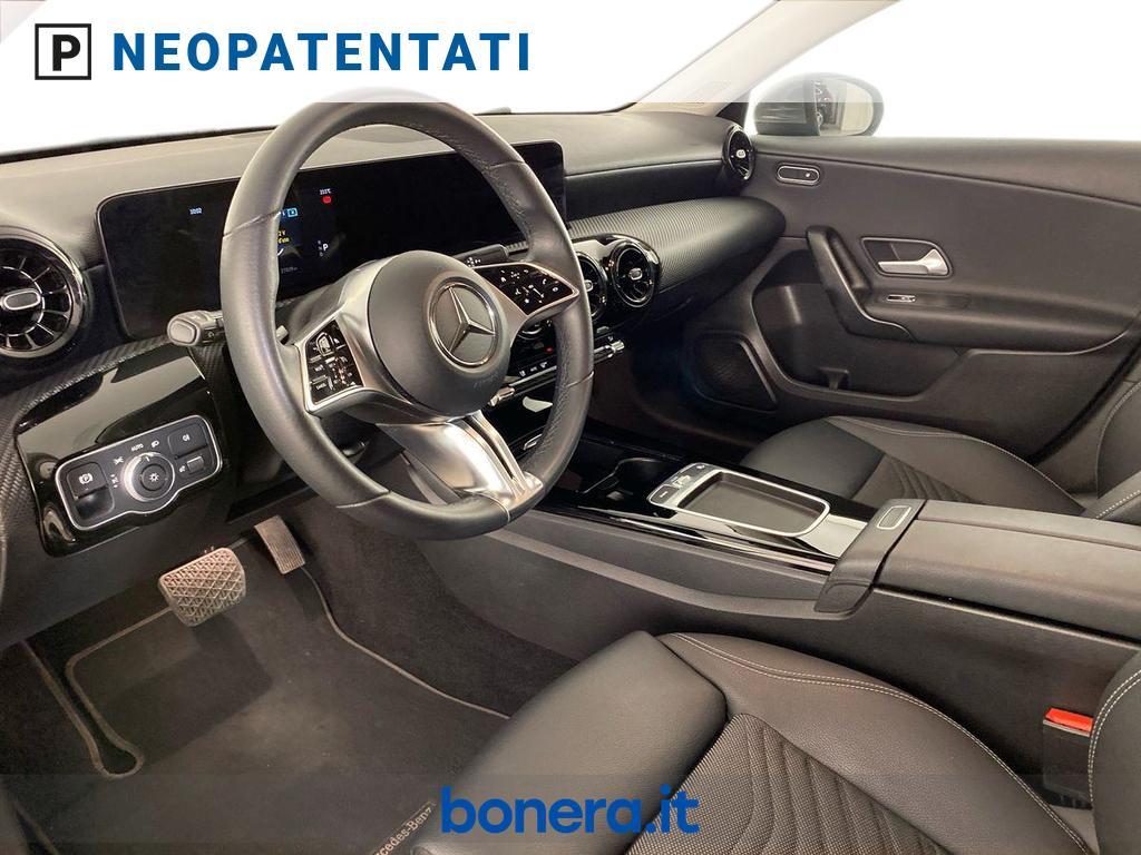 Mercedes Classe A 180 180 D Advanced 8G-DCT