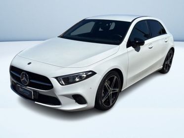 Mercedes-Benz Classe A A 180 D SPORT AUTO
