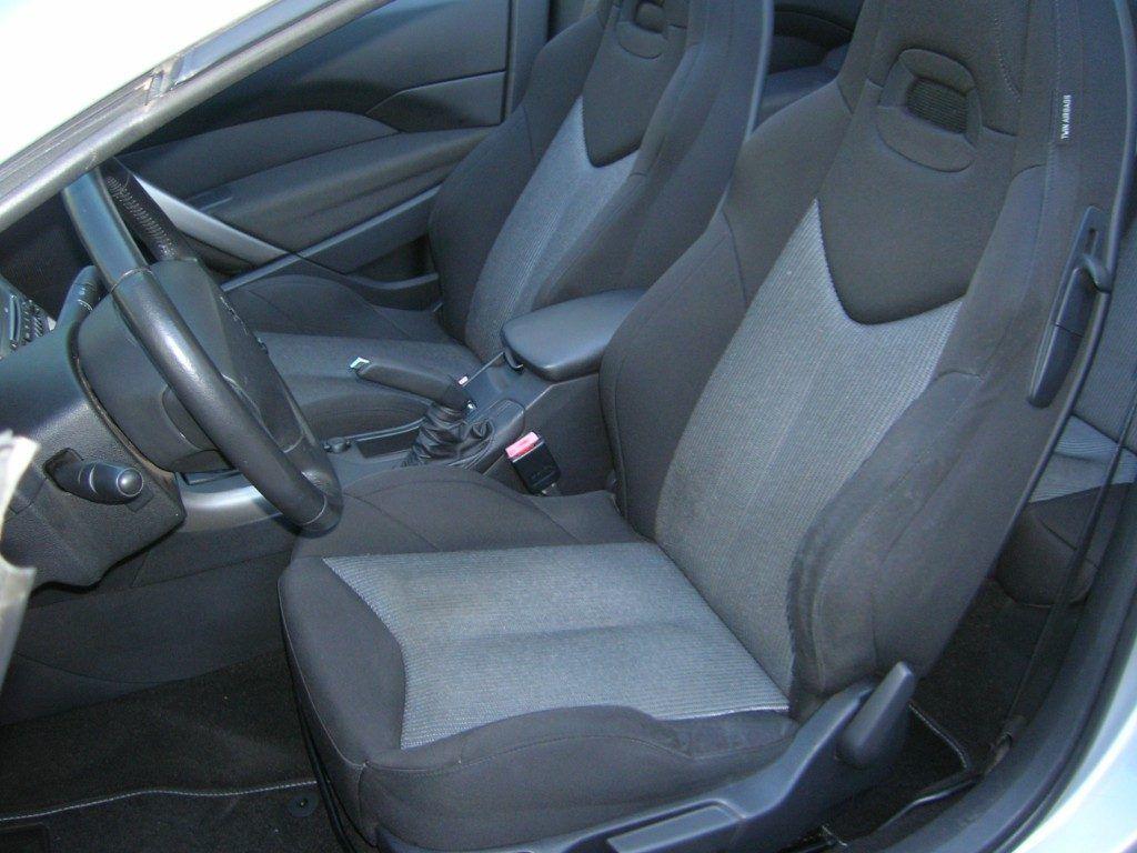Peugeot 308 1.6 HDi 112CV CC Féline