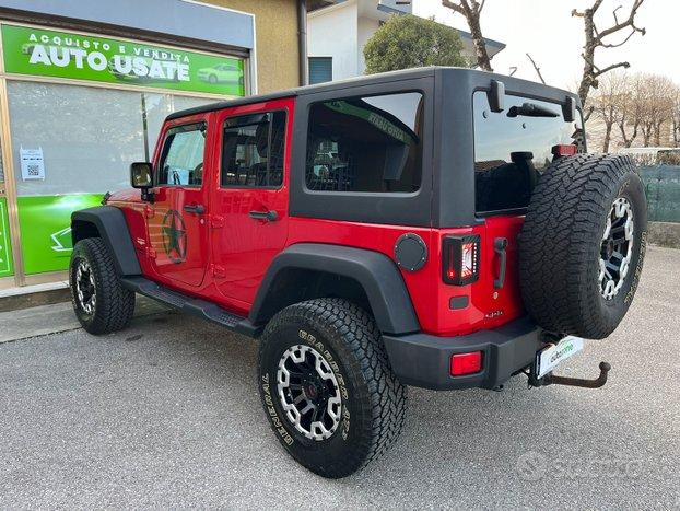 Jeep wrangler unlimited sahara 2.8 200cv