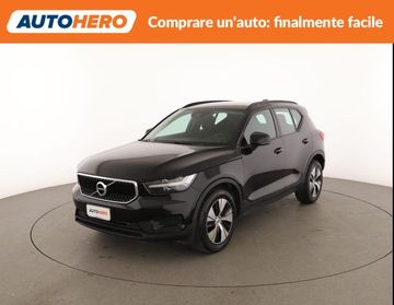 VOLVO XC40 T2 Momentum Core