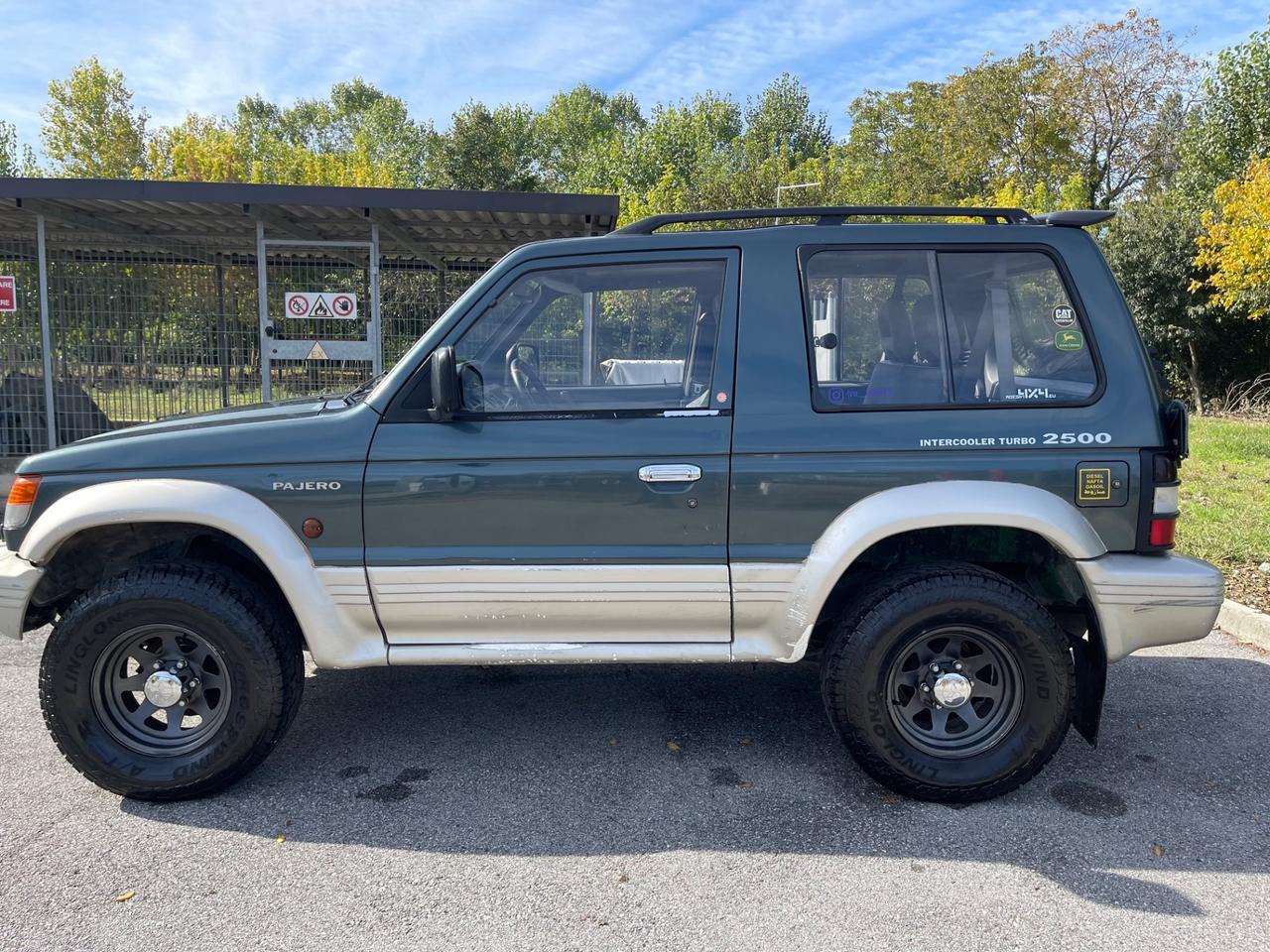 Mitsubishi Pajero 2.5 TDI Metal-top S. Select GLS
