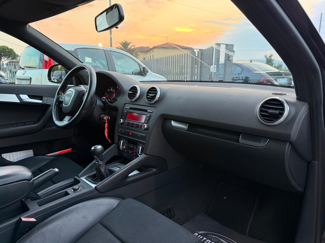Audi A3 Sportback 1.6 105cv S-Line Total Black