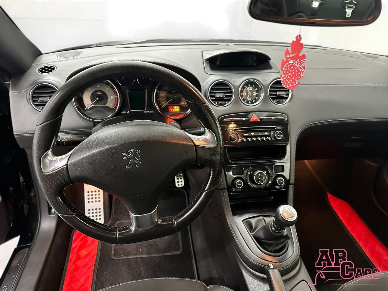 Peugeot RCZ 2.0 HDi 163CV Black Yearling