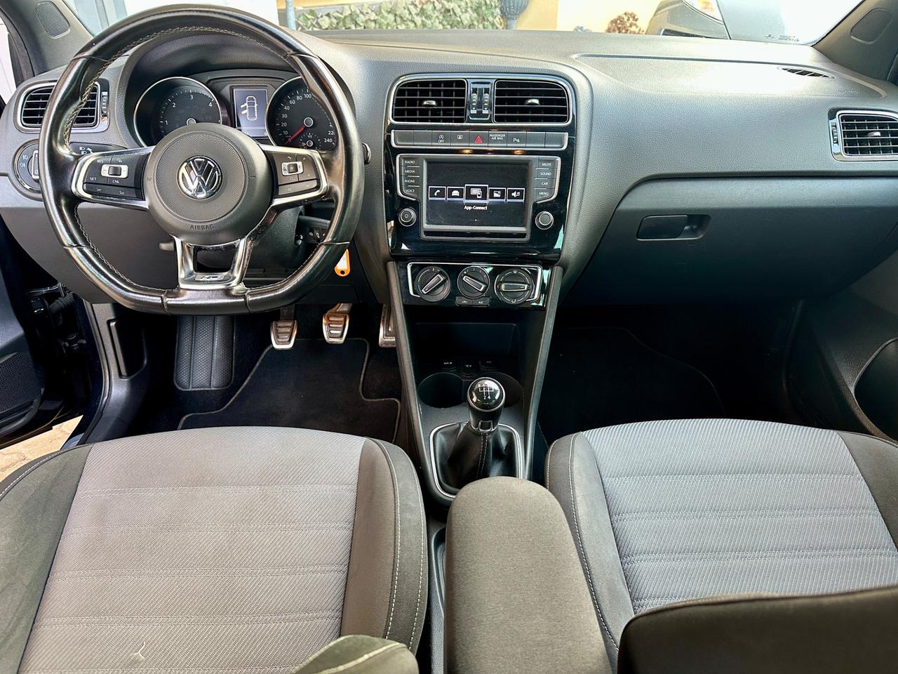 Volkswagen Polo 1.4 TDI 90 CV 5p. R-LINE