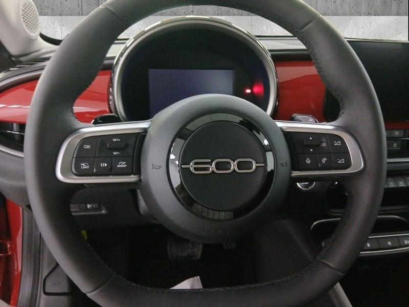 FIAT 600 1.2 hybrid 145cv auto