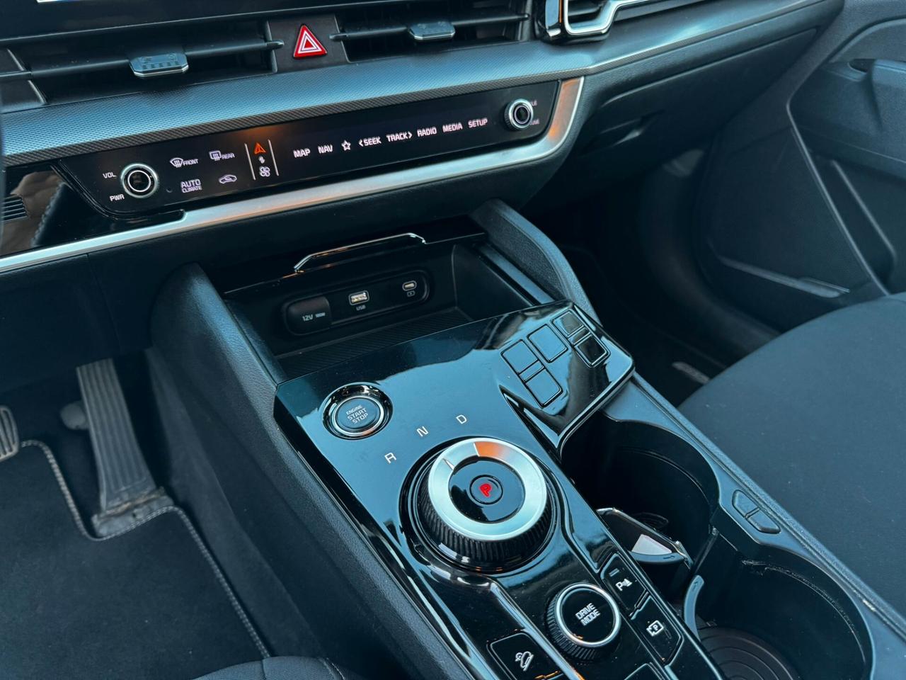 KIA SPORTAGE 1.6 HEV STYLE 2022 BENZINA/ELETTRICO