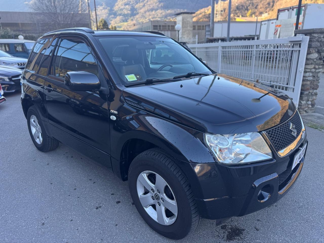 Suzuki Grand Vitara 1.9 DDiS 3 porte