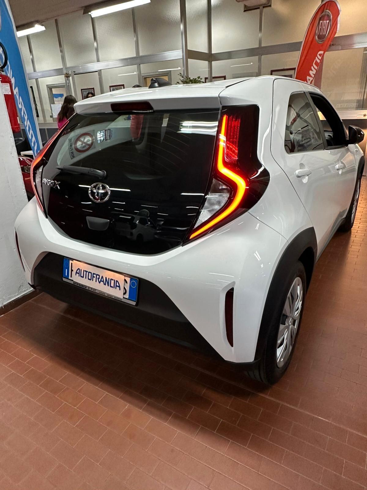 Toyota Aygo X 1.0 VVT-i 72 CV 5 porte Active S-CVT