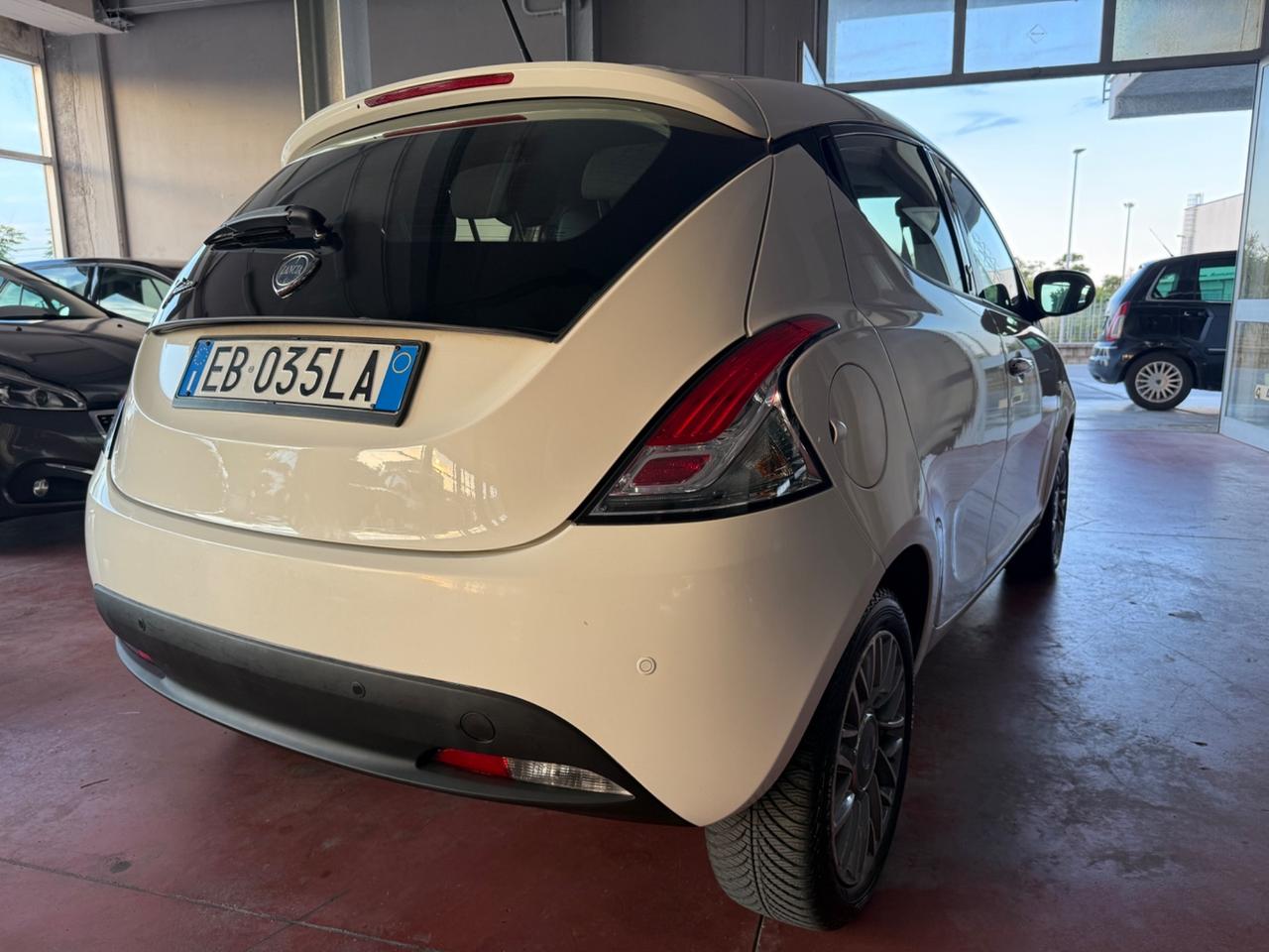 Lancia Ypsilon 1.2 69 CV Unyca da QUALITYCARS PESCARA