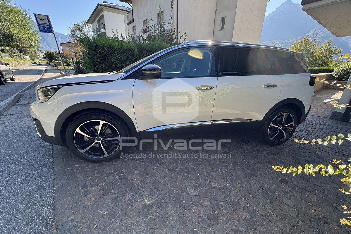 PEUGEOT 5008 BlueHDi 120 S&S Business