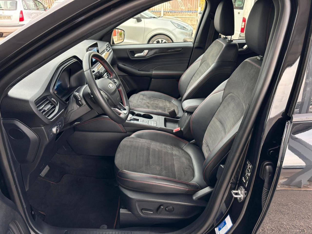 Ford Kuga 2.0 EcoBlue 150CV aut. AWD ST-Line X