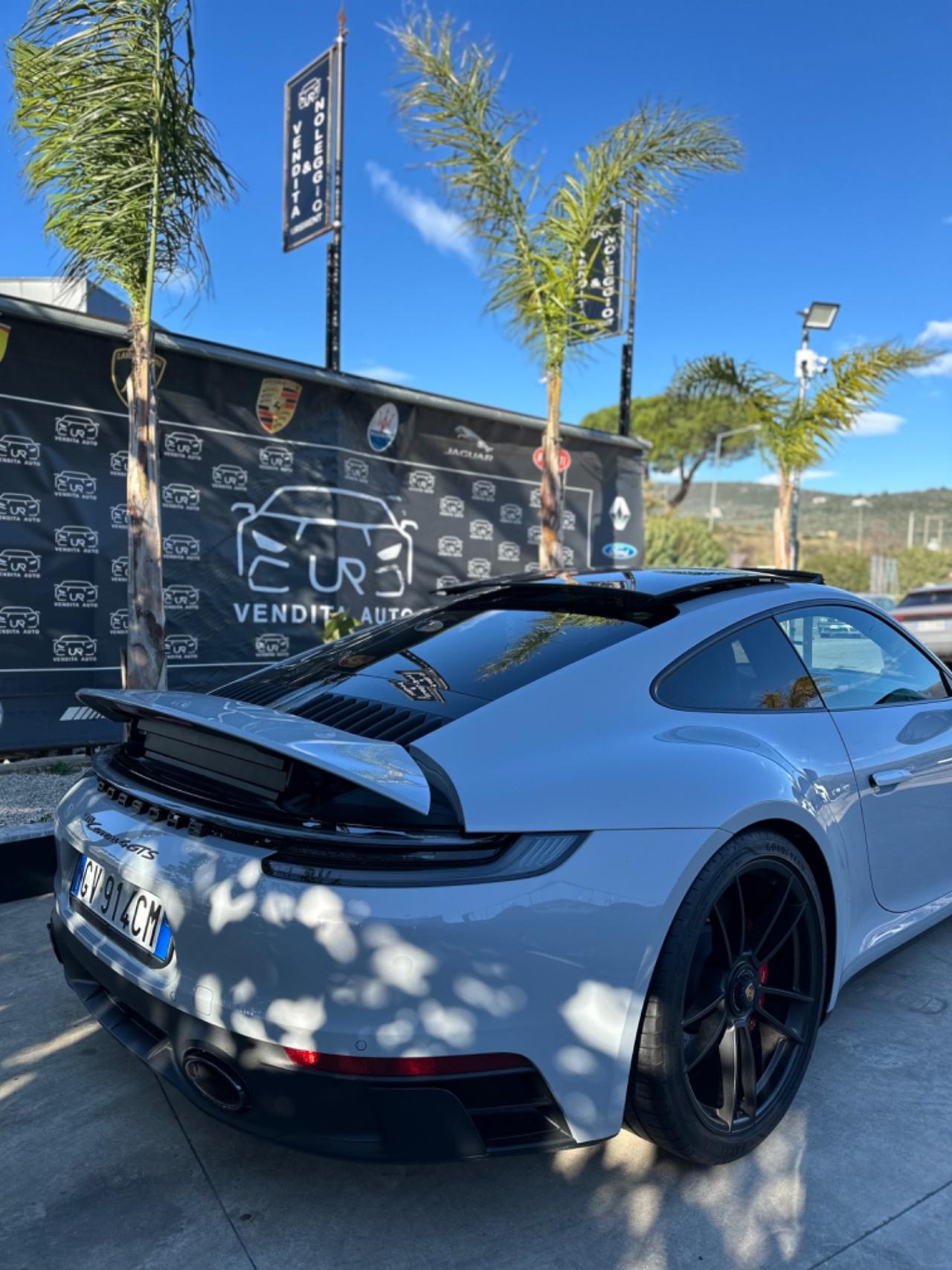 Porsche 911 ALLESTIMENTO 992 Carrera 4 GTS