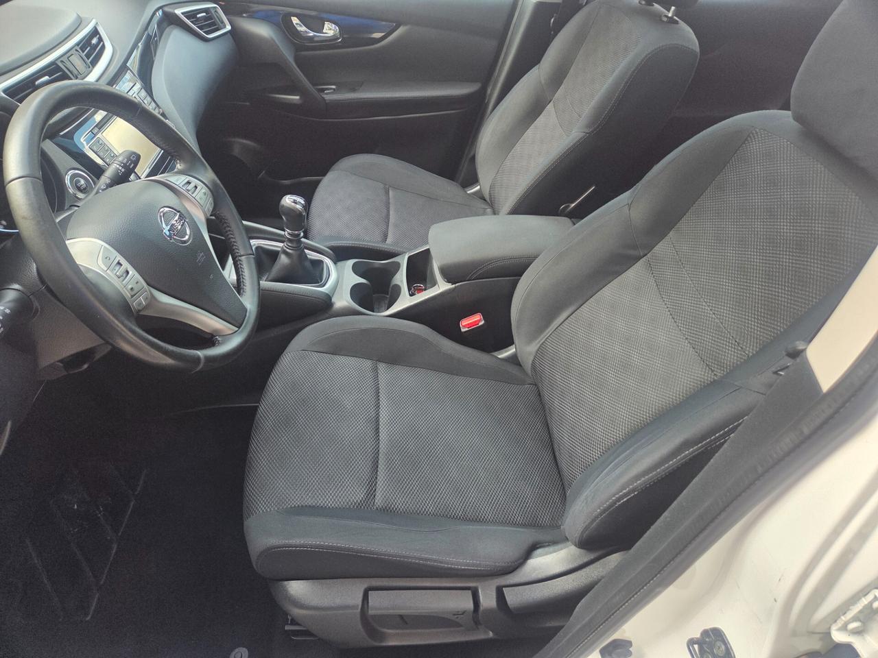 NISSAN QASHQAI TETTO PANORAMICO NAVIGAT TELECAM KMCERT