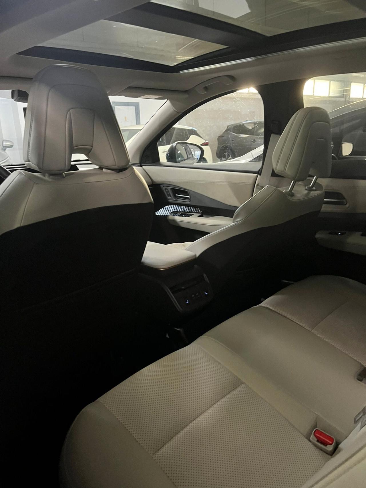 Nissan Ariya 87 kWh 4WD Evolve