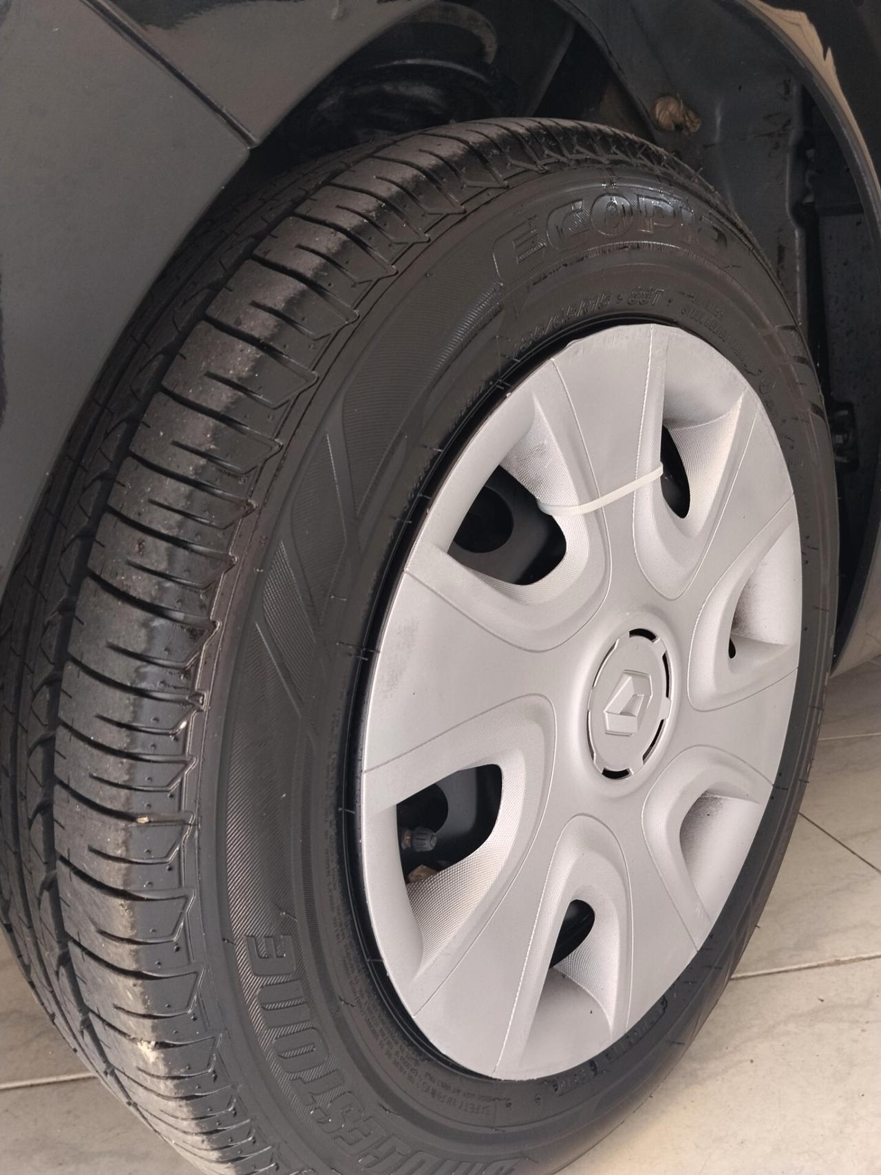 Renault Clio 1.5 diesel 2018 CON GARANZIA