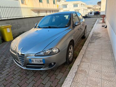 Alfa Romeo 147 1.9 JTD M-JET 16V 5 porte Dist.
