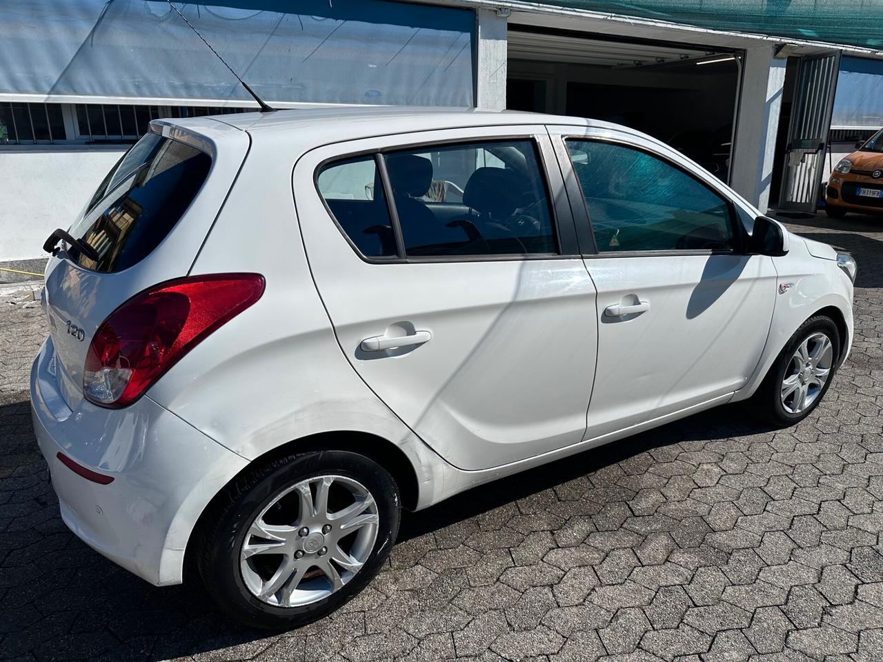 Hyundai i20 1.2 5p. Sound Edition