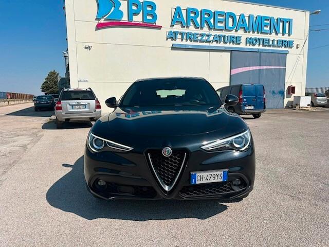 Alfa Romeo Stelvio 2.2 Turbodiesel 160 CV AT8 RWD Super Business