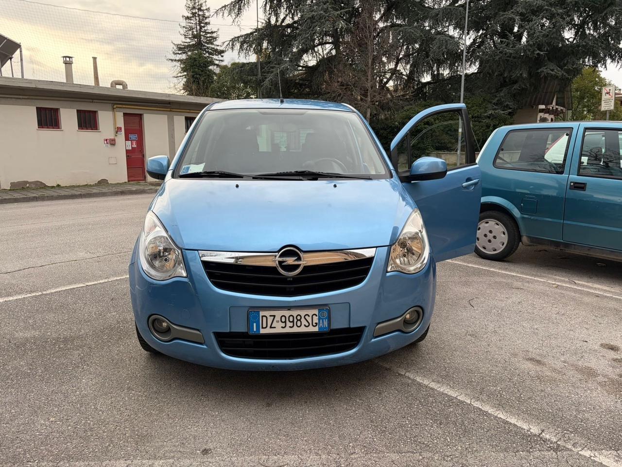 Opel Agila 1.2 neopatentati multispazio