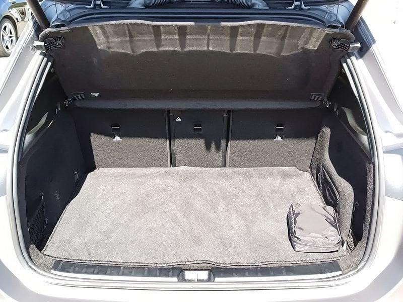 Mercedes-Benz GLA 180 d Premium auto