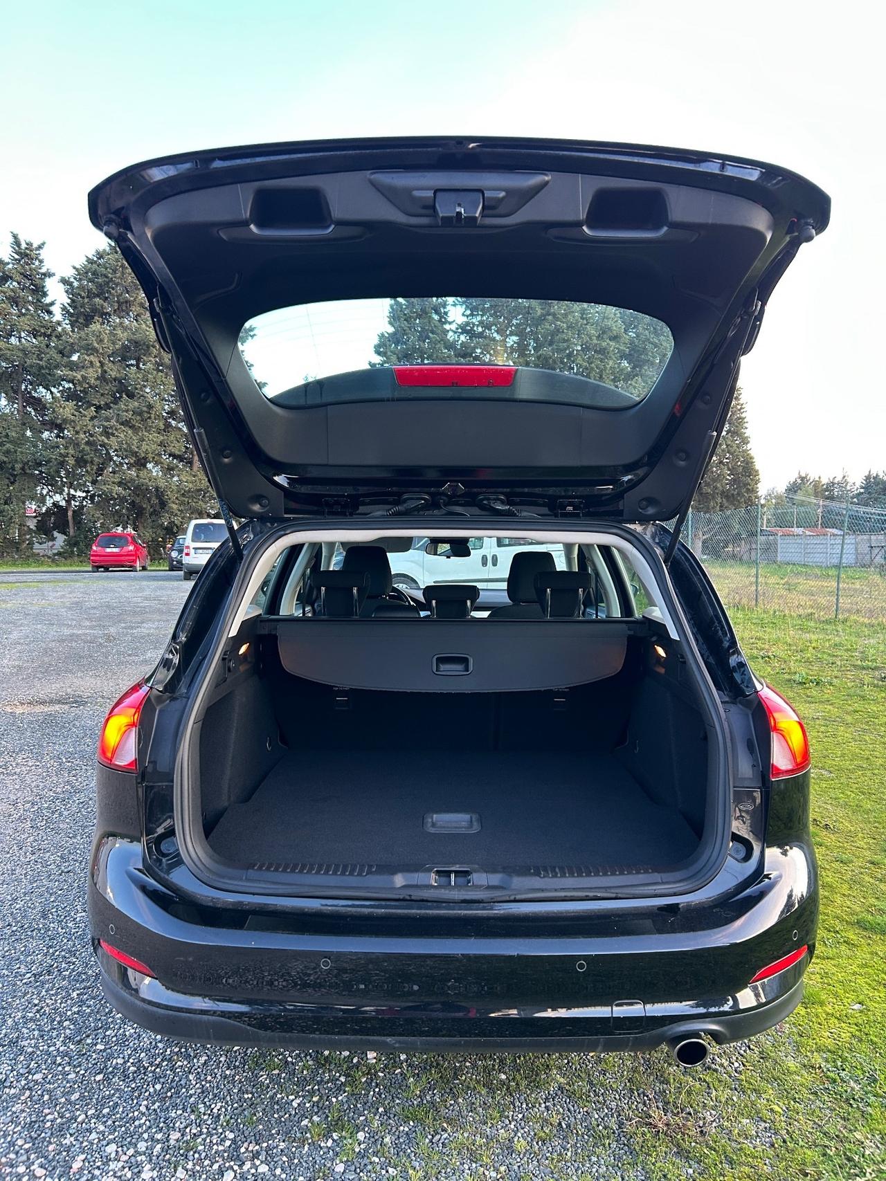 Ford Focus 1.5 TDCi 120 CV*NAVI*UNIPRO*