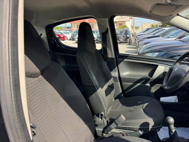 PEUGEOT 107 1.0 68CV 5p. Urban Move
