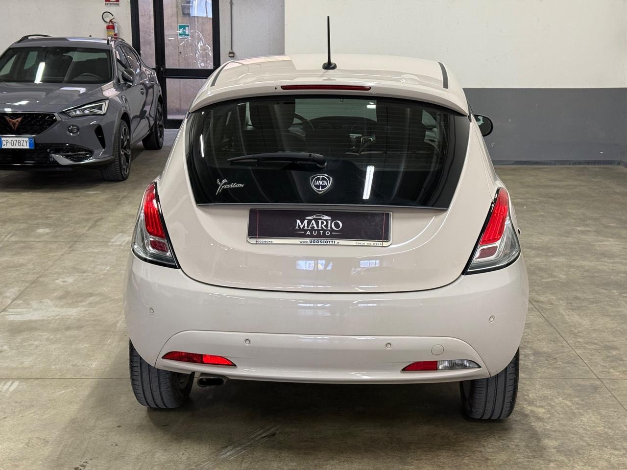 Lancia Ypsilon 1.2 69 CV 5 porte 30th Anniversary