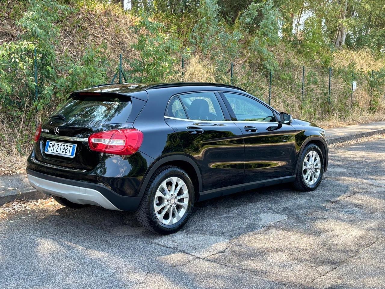 Mercedes-benz GLA 180 d Business