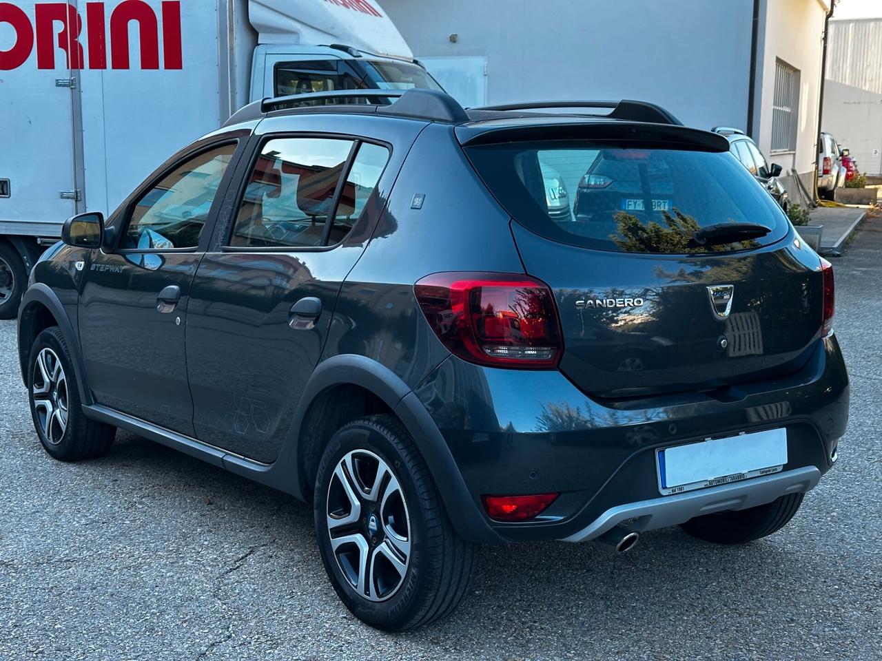 Dacia Sandero Stepway 1.5 Blue dCi 95CV 15th Anniversary "NEOPATENTATI"