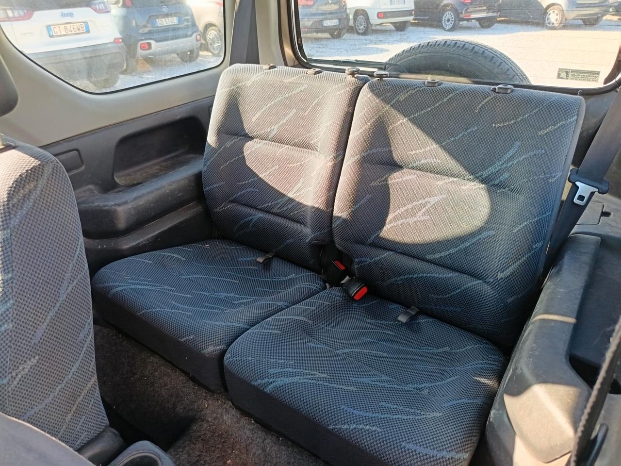 Suzuki Jimny 1.3i 16V cat 4WD JLX