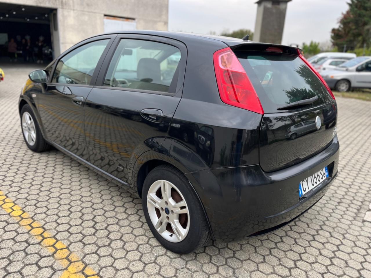 Fiat Grande Punto Grande Punto 1.3 MJT 75 CV 5 porte Active