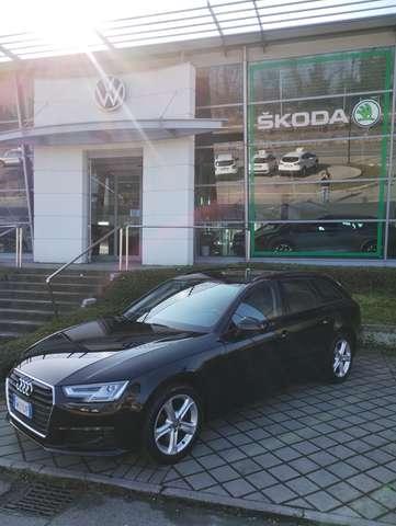 Audi A4 A4 Avant 30 2.0 tdi Business 122cv s-tronic