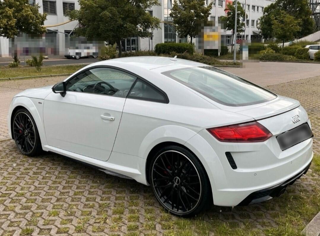 Audi TT Coupé 45 TFSI S Line