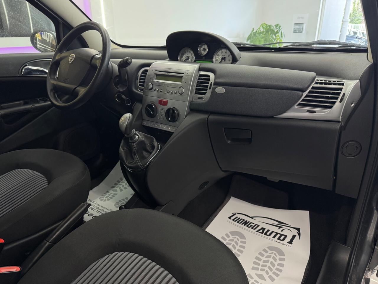 Lancia Ypsilon 1.2 Platino-Unica