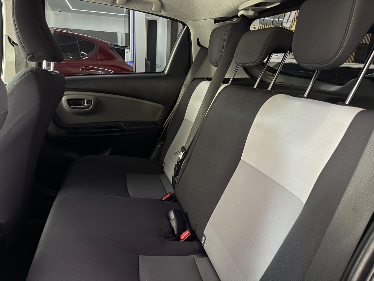 Toyota Yaris Hybrid Lounge Full Optional