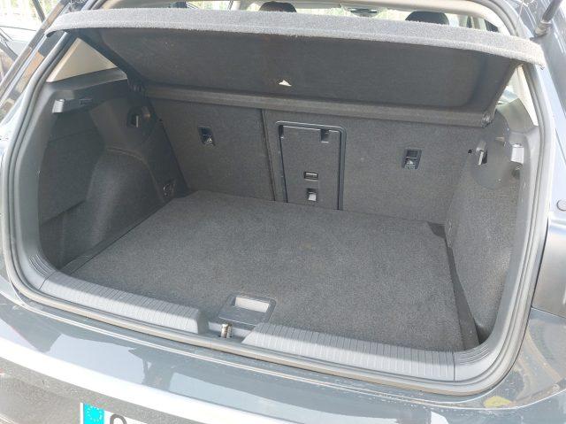 VOLKSWAGEN Golf 1.0 TSI EVO Life Uniprò km 28000 Fatturab.