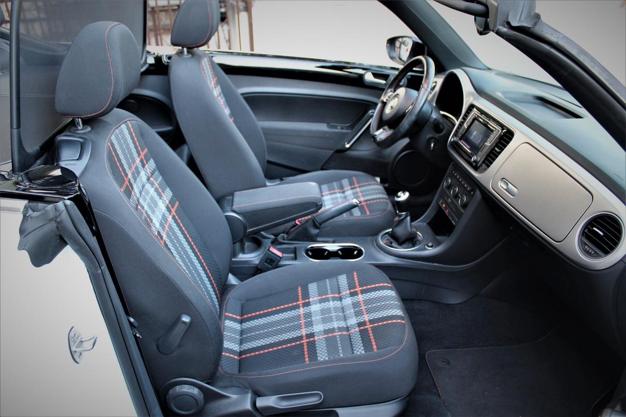 Volkswagen Maggiolino Cabrio 1.2 TSI Design Club