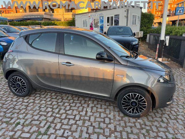 LANCIA Ypsilon 1.0 FireFly 5 porte S&S Hybrid Platino NO VINCOLI