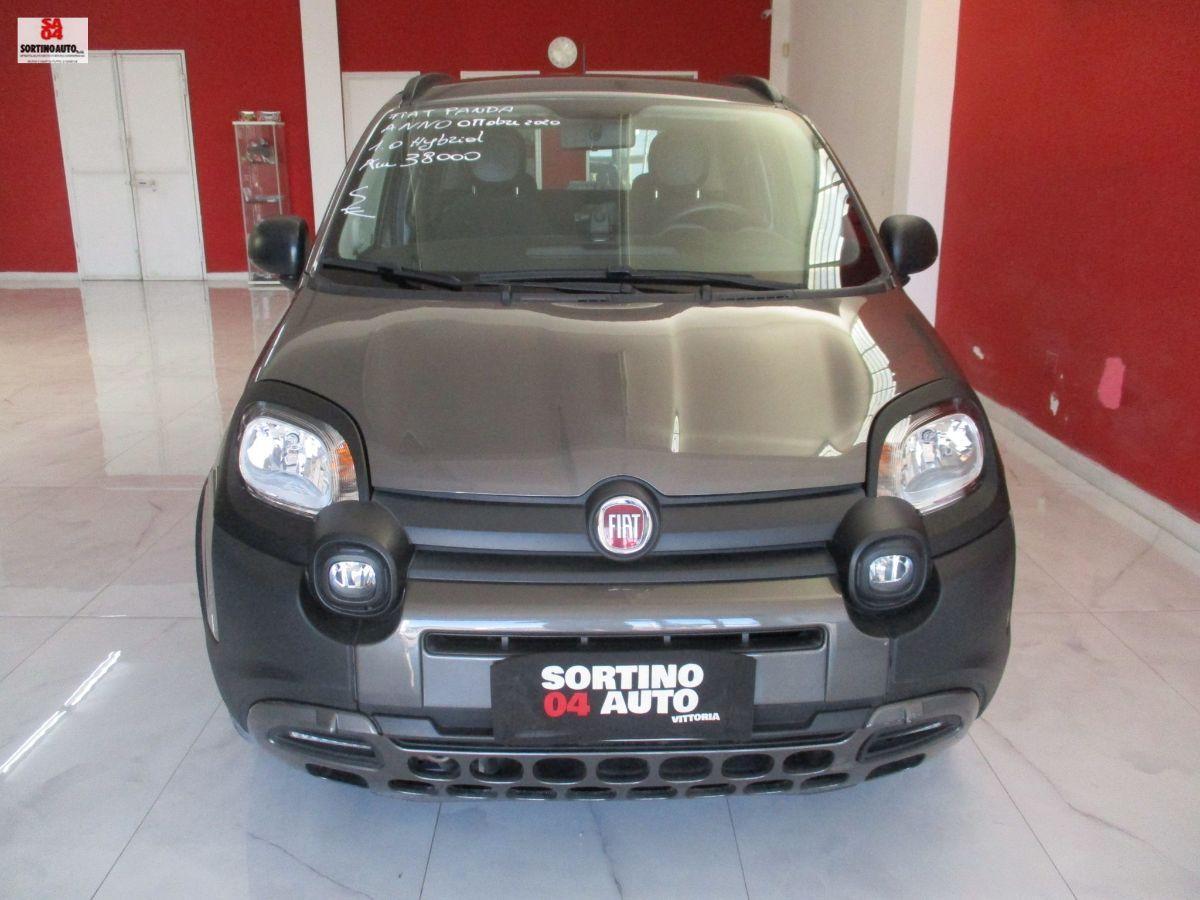 FIAT Panda 1.0 S&S Hybrid City Cross-2020 KM38000