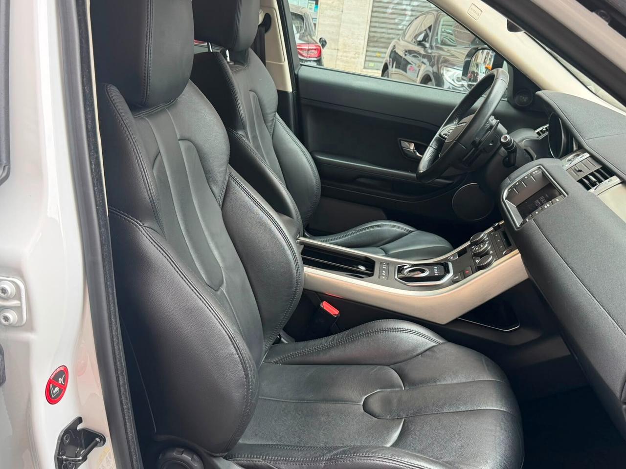 Land Rover Range Evoque 2.2 TD4 5p. Pure Tech Pack
