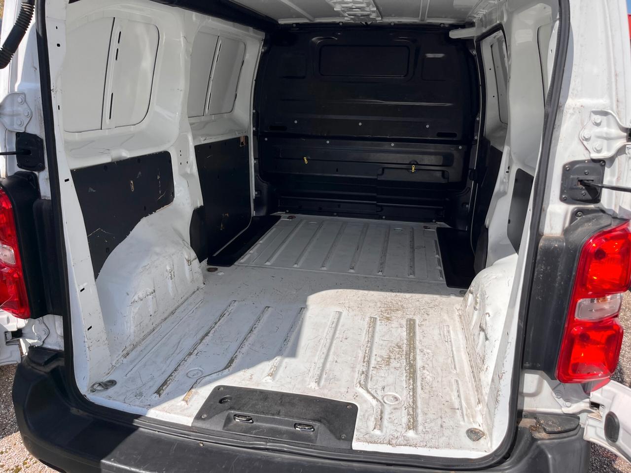 Peugeot EXPERT 1.5 BlueHDi 120CV PREMIUM - FURGONE PASSO MEDIO