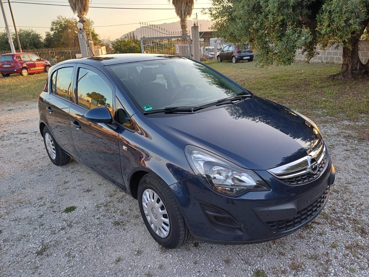 Opel Corsa 1.2 - 2014 5p