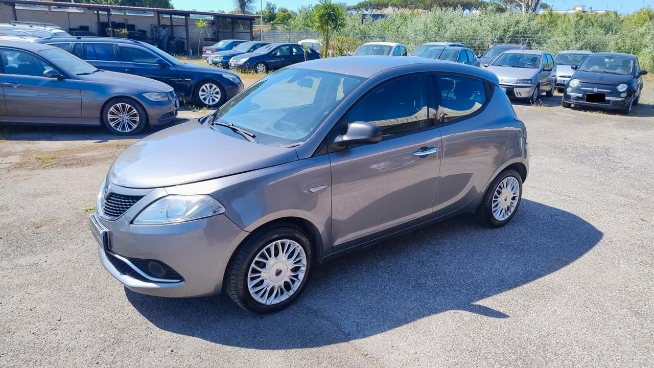 Lancia Ypsilon 1.2 69 CV 5 Porte GPL Euro6