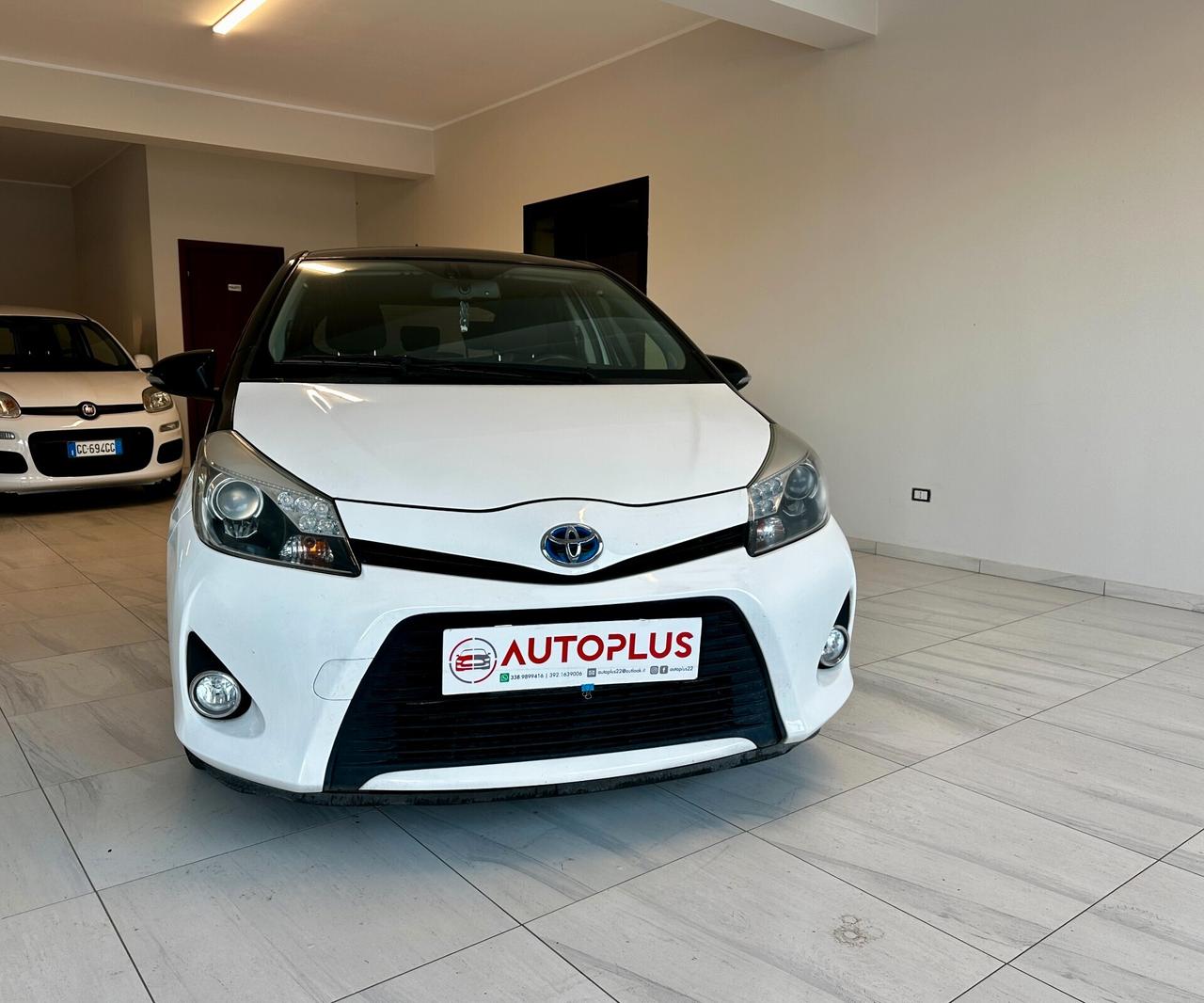 Toyota Yaris 1.5 Hybrid 5 porte Lounge - unico proprietario