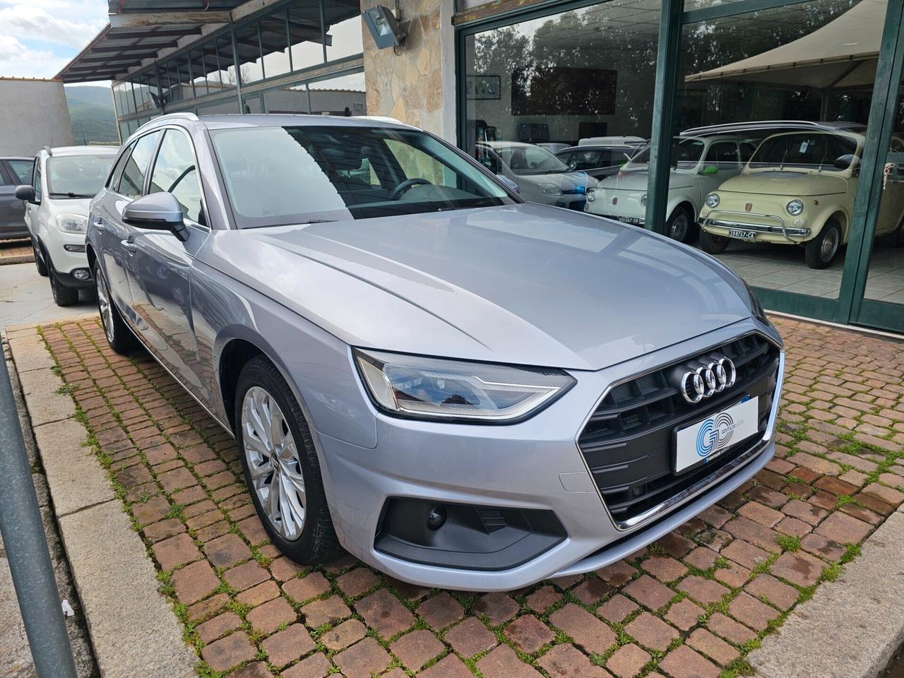 Audi A4 Avant 30 TDI/136 CV S tronic Business Advanced