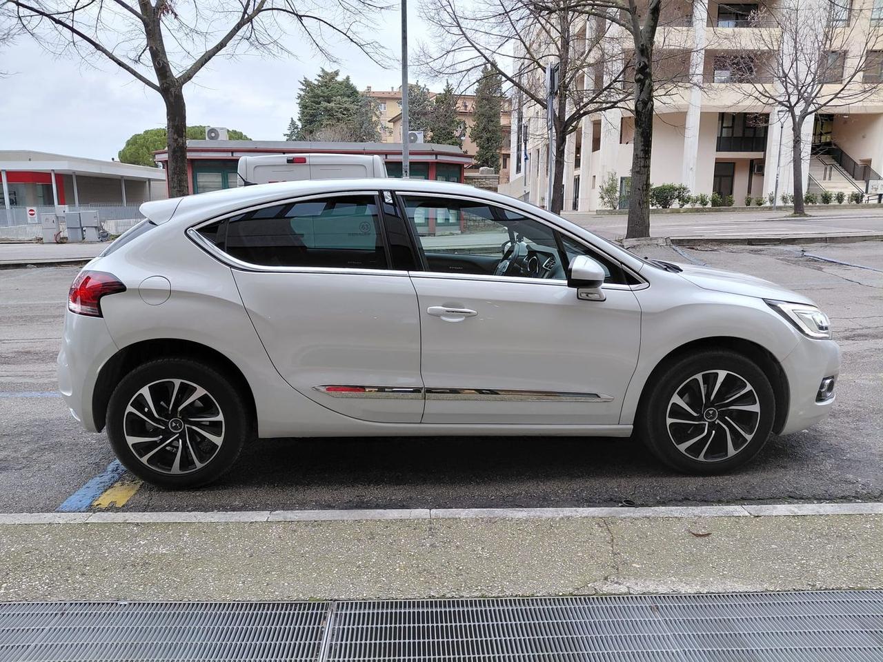 DS DS4 Sport Chic 1.6 Blue HDi 120 #8509